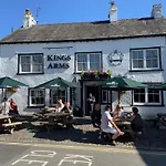The Kings Arms Картмел