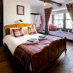 Отель The Kings Arms *