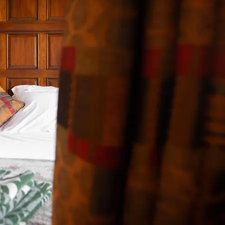 The Kings Arms Hotel *