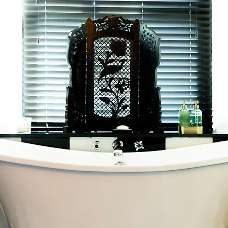 The Kings Arms Hotel Cartmel